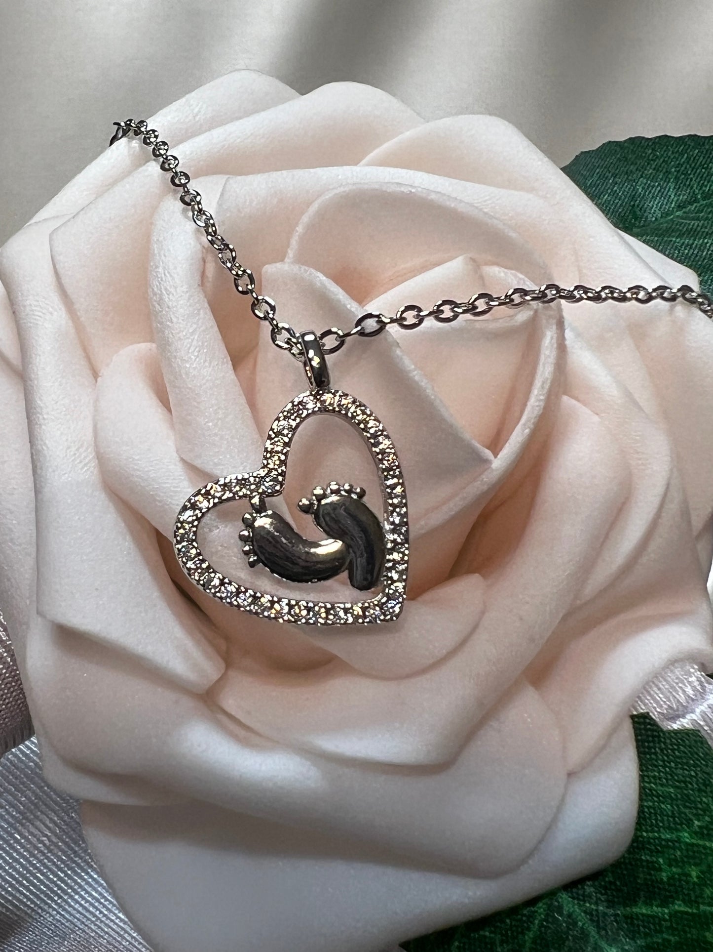 New Mom Heart Necklace - Baby Feet Necklace